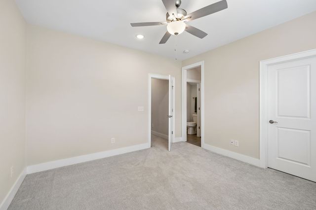 3287 Sassafras Ln, Thompsons Station, TN 37179
