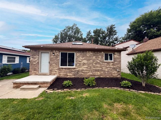 33522 Fernwood Street, Westland, MI 48186