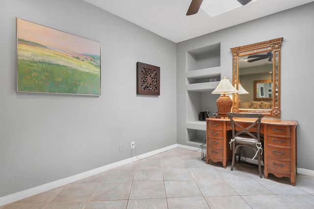 118 Las Lomas, Palm Desert, CA 92260