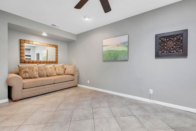 118 Las Lomas, Palm Desert, CA 92260