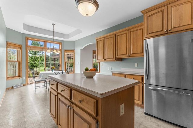 W154S7609 Rain Tree COURT, Muskego, WI 53150