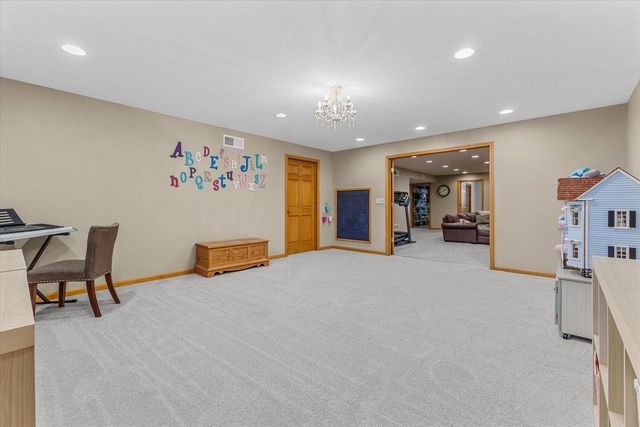 W154S7609 Rain Tree COURT, Muskego, WI 53150