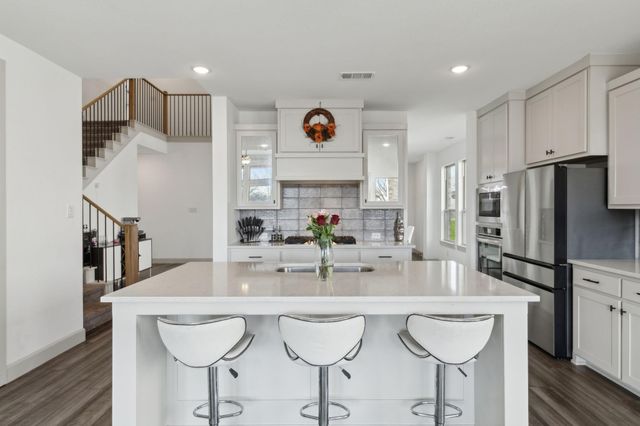 110 Keane Court, Mansfield, TX 76063
