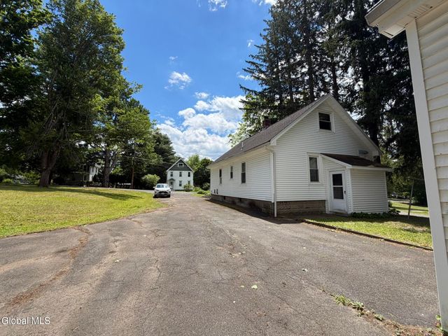 34 Hamilton Street, Guilderland, NY 12084