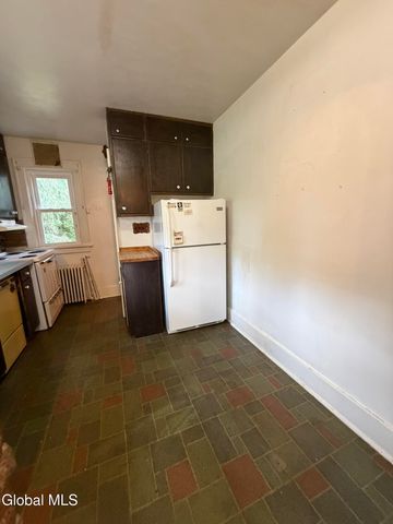 34 Hamilton Street, Guilderland, NY 12084