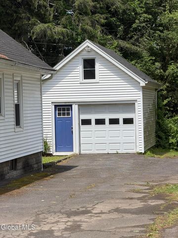 34 Hamilton Street, Guilderland, NY 12084