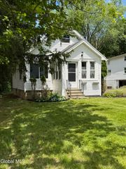 34 Hamilton Street, Guilderland, NY 12084