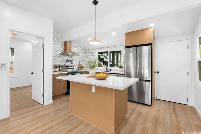 1825-B Liliha Street, Honolulu, HI 96817