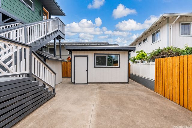 1825-B Liliha Street, Honolulu, HI 96817
