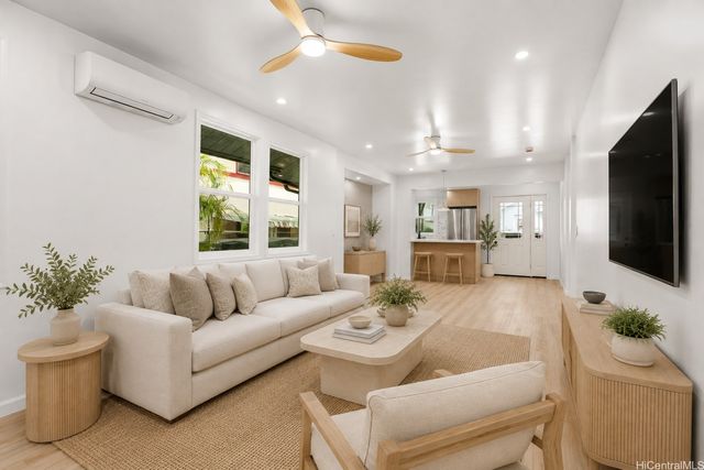 1825-B Liliha Street, Honolulu, HI 96817