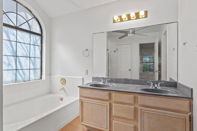 5004 Lindsey DR, Killeen, TX 76542