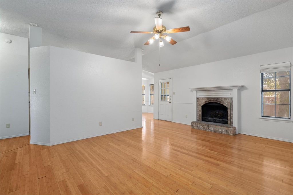 5004 Lindsey DR, Killeen, TX 76542