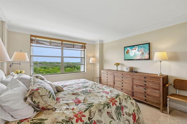 155 Ocean Lane Dr 614, Key Biscayne, FL 33149