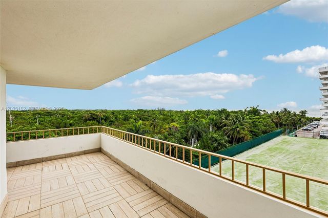 155 Ocean Lane Dr 614, Key Biscayne, FL 33149