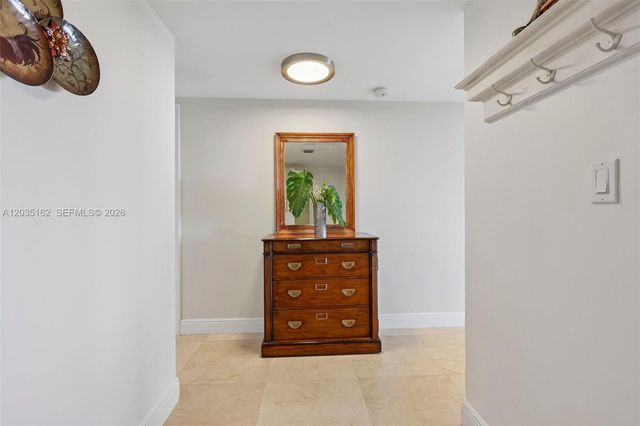 155 Ocean Lane Dr 614, Key Biscayne, FL 33149