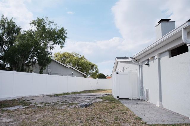 2600 PISCES DRIVE, Orlando, FL 32837