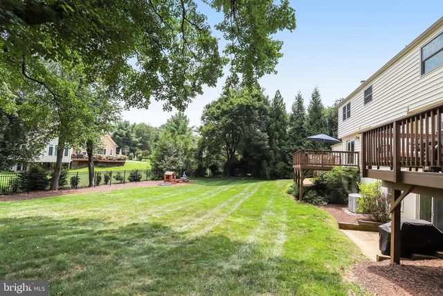 907 CANTLE LN, Great Falls, VA 22066