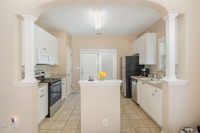 209 Mccarthy Drive, Clayton, NC 27527