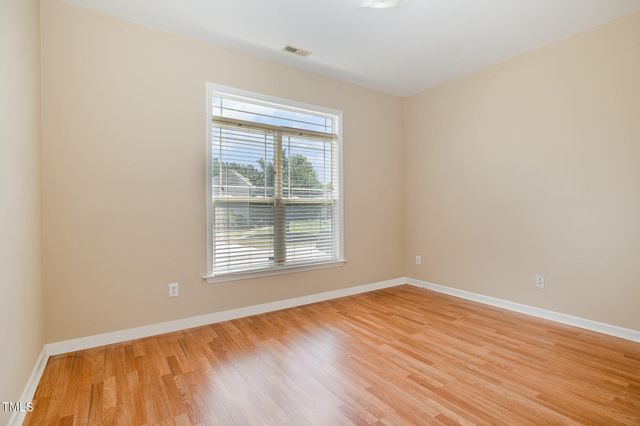 209 Mccarthy Drive, Clayton, NC 27527