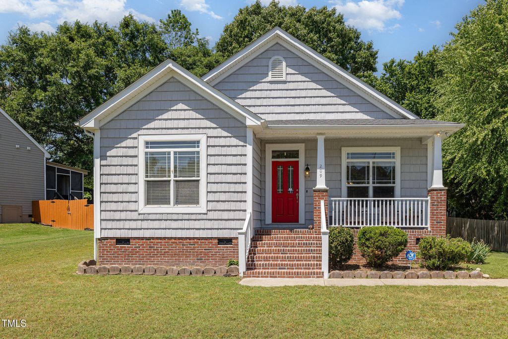 209 Mccarthy Drive, Clayton, NC 27527