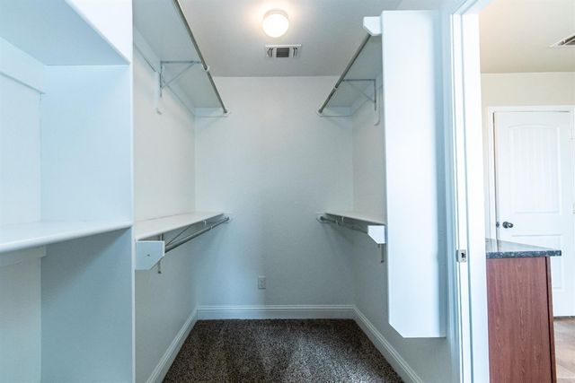 9706 Ridgely Avenue, Lubbock, TX 79424