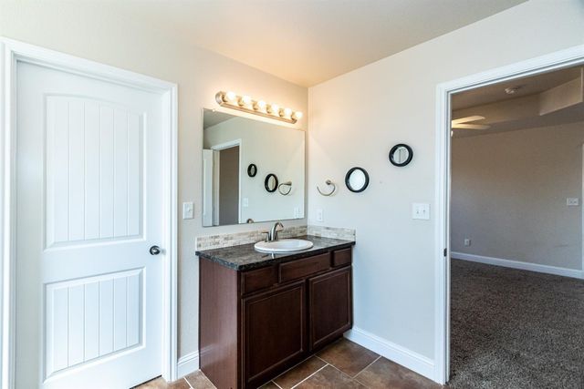 9706 Ridgely Avenue, Lubbock, TX 79424