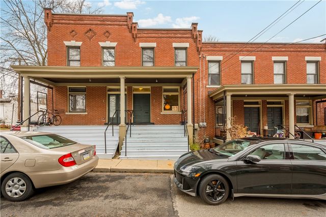 2 Clarendon Place, Friendship Park, PA 15206