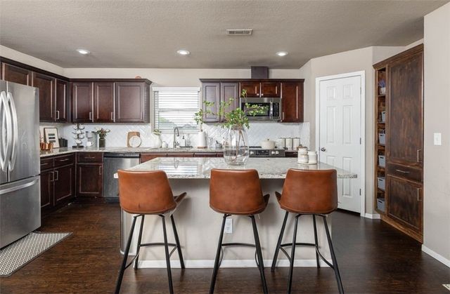 6108 Warrington Road, Bentonville, AR 72713