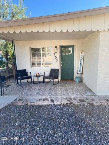 735 E 3RD Street, Douglas, AZ 85607