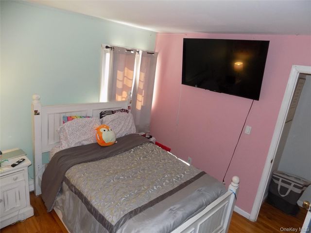 16 Baldwin Drive, Wappingers Falls, NY 12590