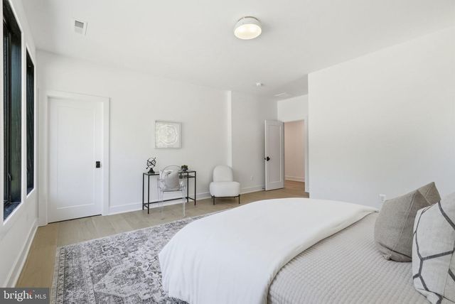 9313 CORONADO TERRACE, Fairfax, VA 22031