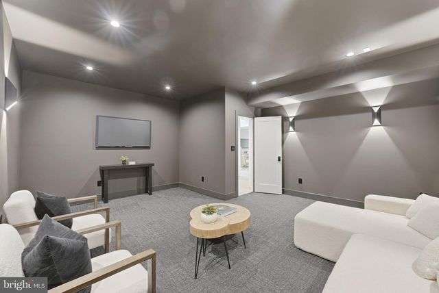 9313 CORONADO TERRACE, Fairfax, VA 22031