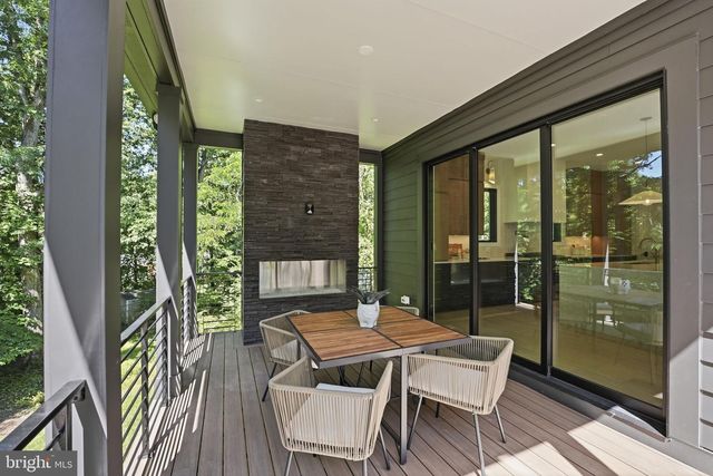 9313 CORONADO TERRACE, Fairfax, VA 22031