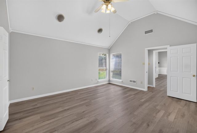 1037 Mccoy Drive, Irving, TX 75062