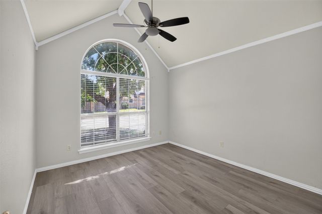 1037 Mccoy Drive, Irving, TX 75062