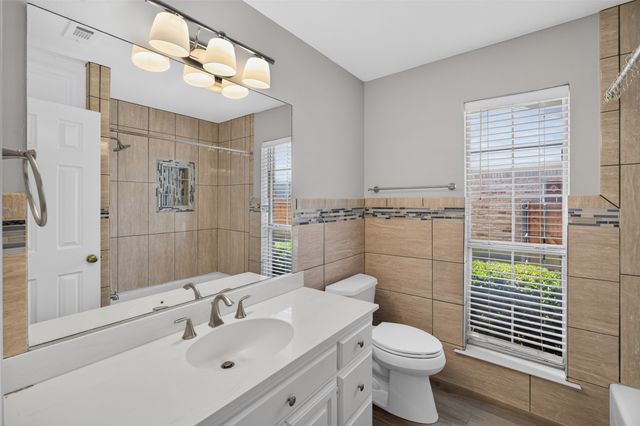 1037 Mccoy Drive, Irving, TX 75062