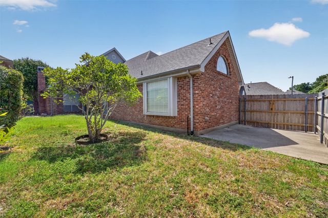 1037 Mccoy Drive, Irving, TX 75062