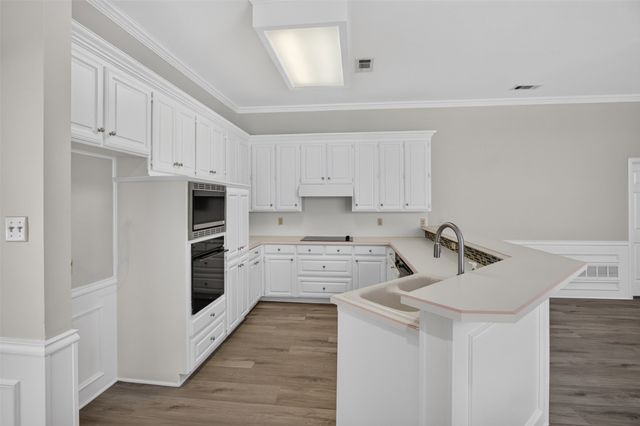 1037 Mccoy Drive, Irving, TX 75062