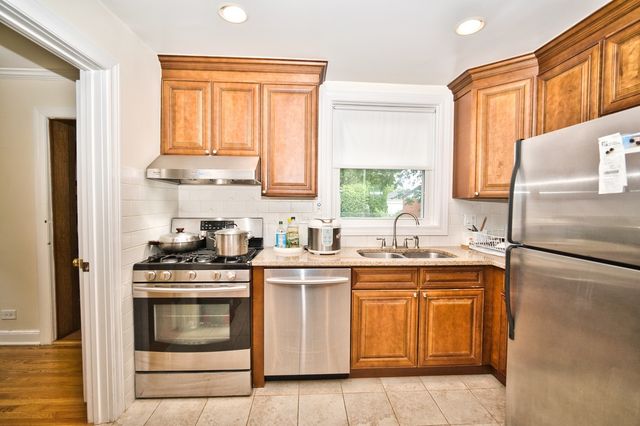 6707 N Saint Louis Avenue, Lincolnwood, IL 60712