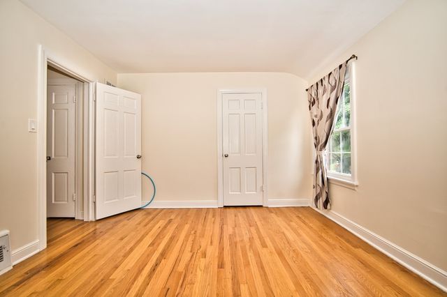 6707 N Saint Louis Avenue, Lincolnwood, IL 60712