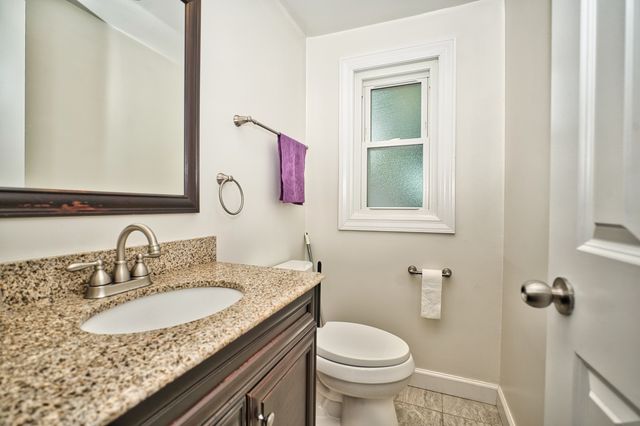6707 N Saint Louis Avenue, Lincolnwood, IL 60712