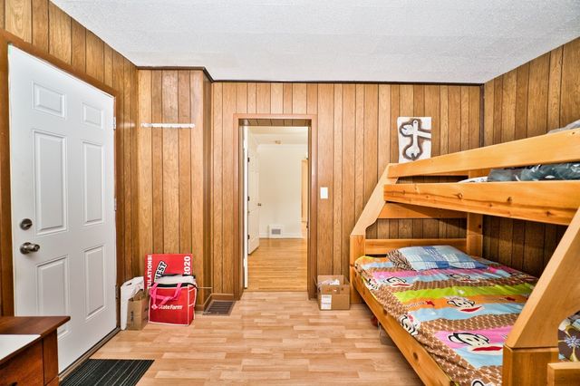 6707 N Saint Louis Avenue, Lincolnwood, IL 60712