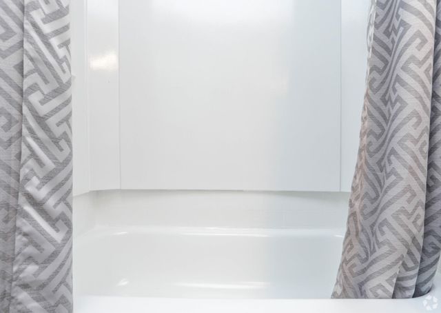 10250 Lands End Drive 605, Houston, TX 77099