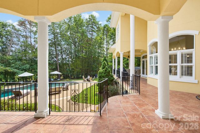 149 Vista Bluff Lane, Mooresville, NC 28117