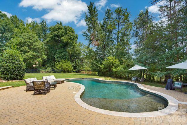 149 Vista Bluff Lane, Mooresville, NC 28117