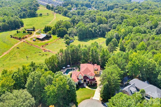 149 Vista Bluff Lane, Mooresville, NC 28117