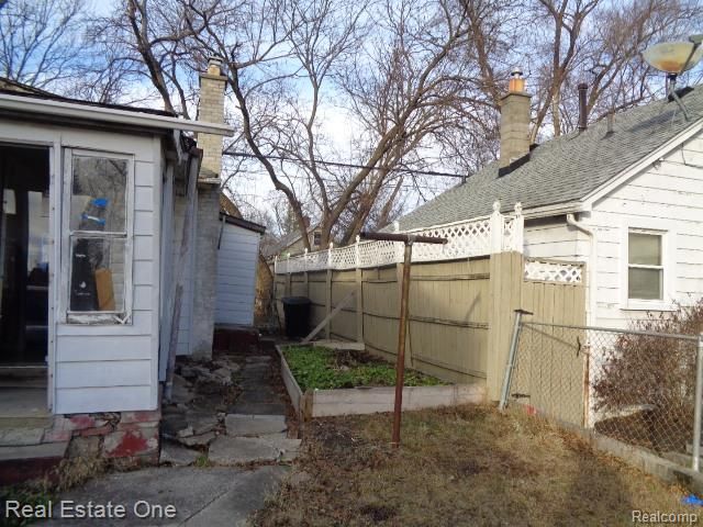 14995 Maddelein Street, Detroit, MI 48205