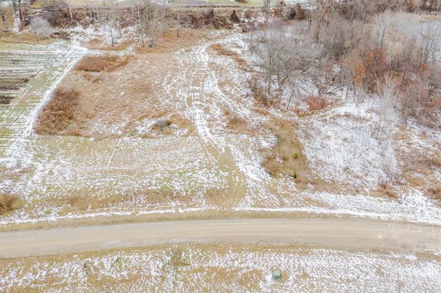 1922 Percy Lane, Highland, MI 48357