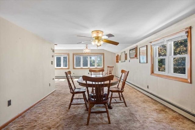 11 Pocono Rd., Worcester, MA 01605