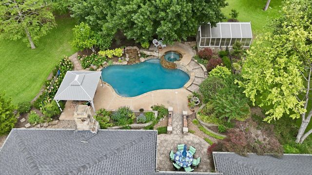 122 Chapel Hill Drive, Double Oak, TX 75077